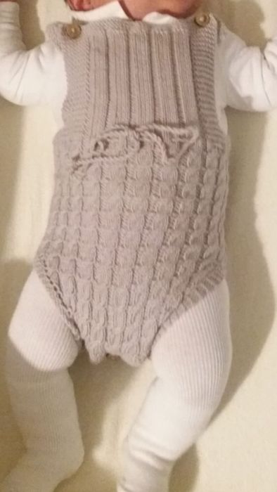 Fofos novos, feitos a mão em tricot.