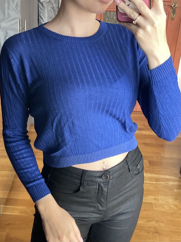 Kobaltowy sweter damski z wiskozy