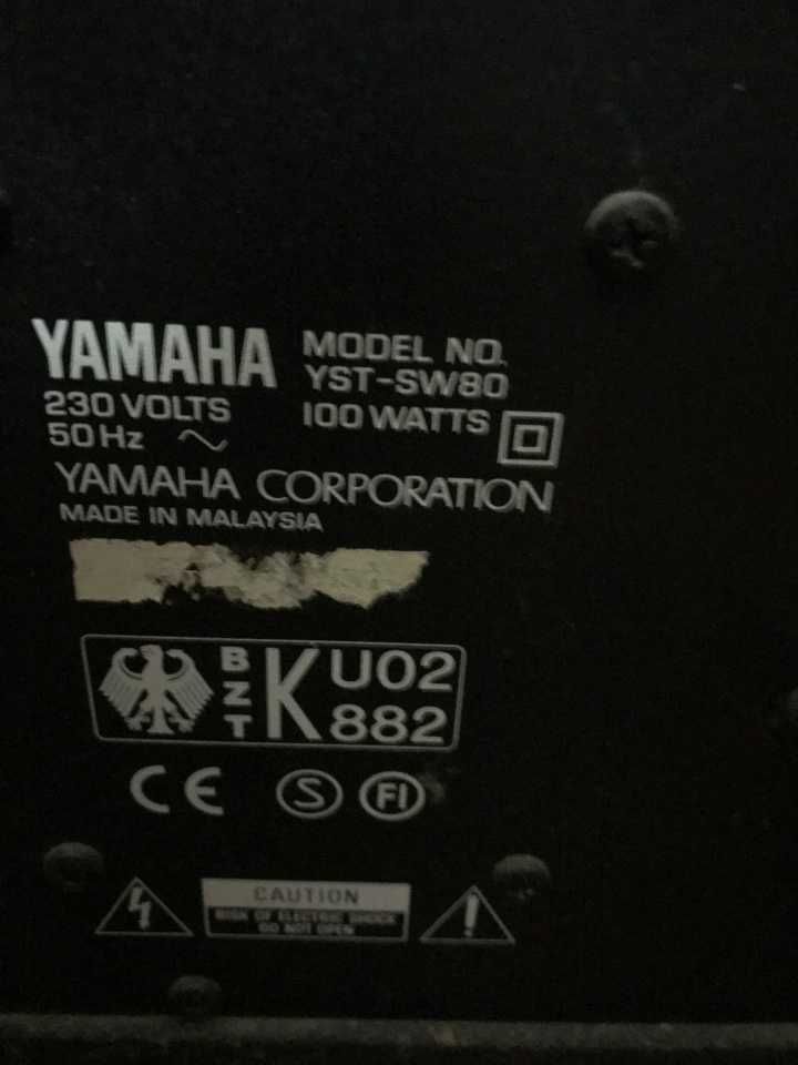 Subwofer activo YAMAHA YST-SW80