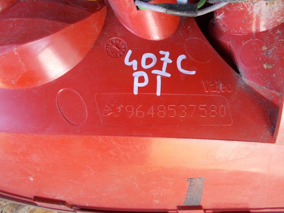 peugeot 407 coupe 2.7 hdi 05r lampa tył tylna lewa prawa