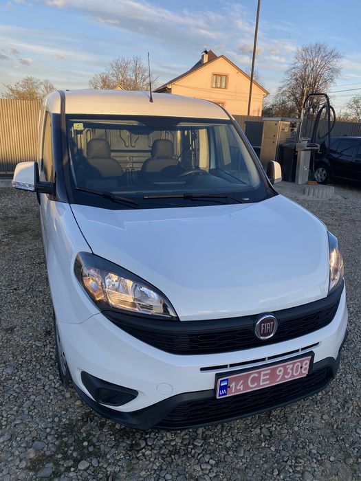 Фіат добло Fiat Doblo 2020р продається автомобіль машина авто грузова