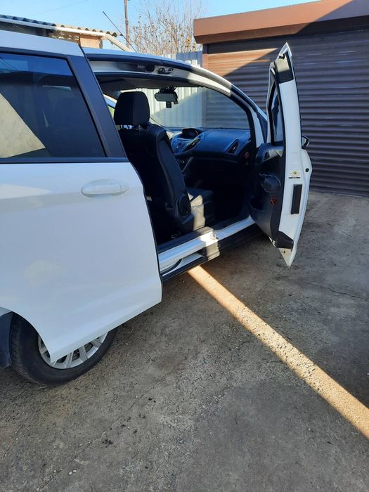 продам Ford B-Max