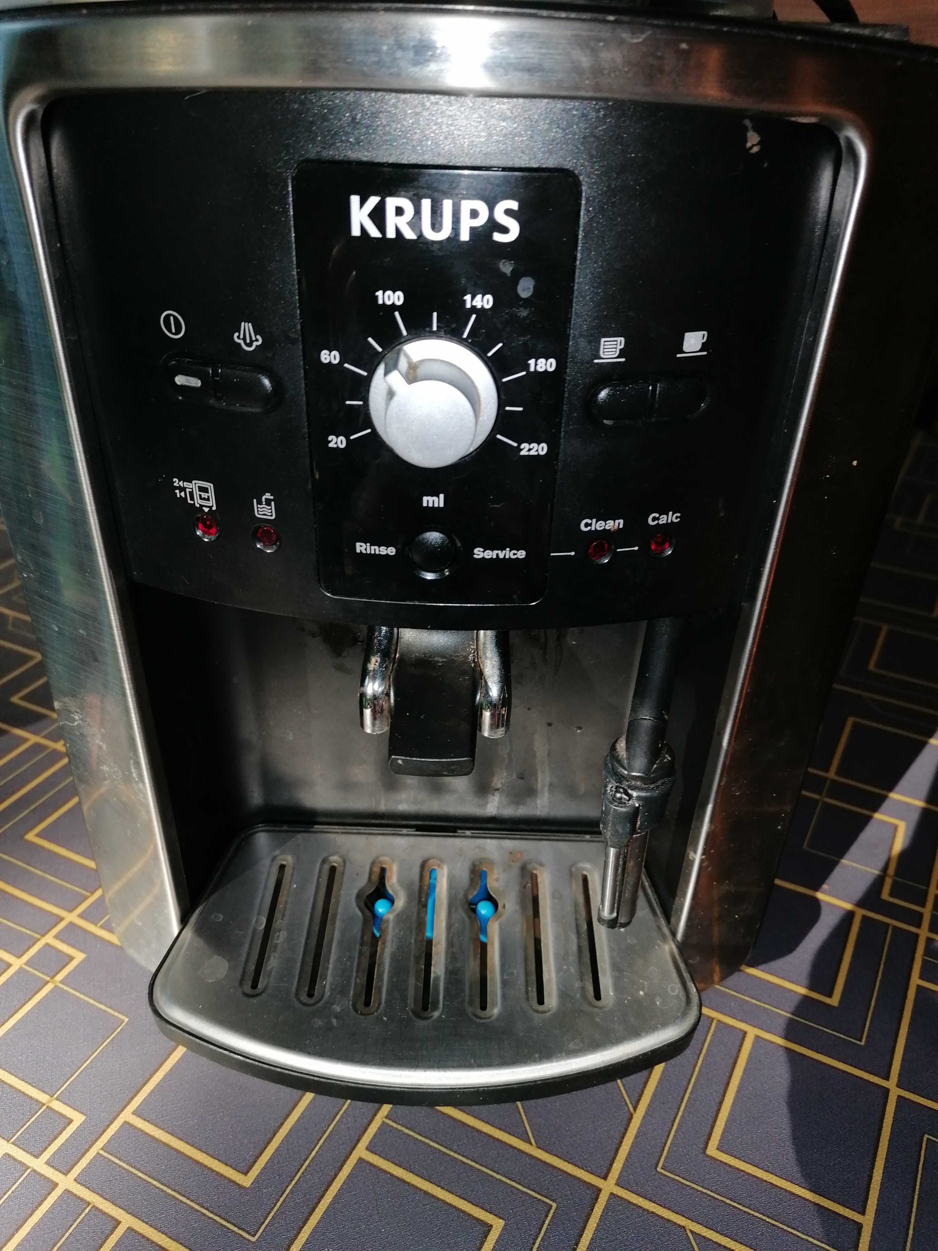 Eksores do kawy automatyczny Krups  model EA8010 uszkodzony