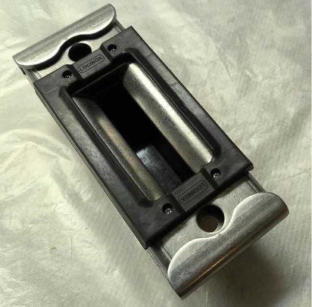 Zamek przemysłowy do bram przesuwnych