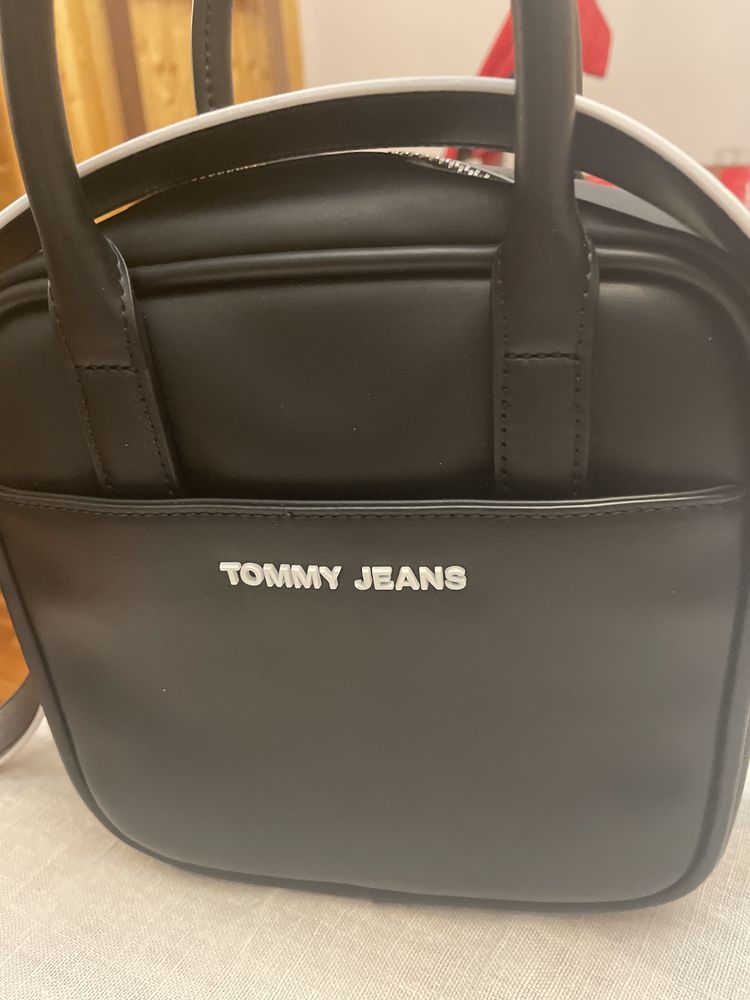 Torebka Tommy Jeans