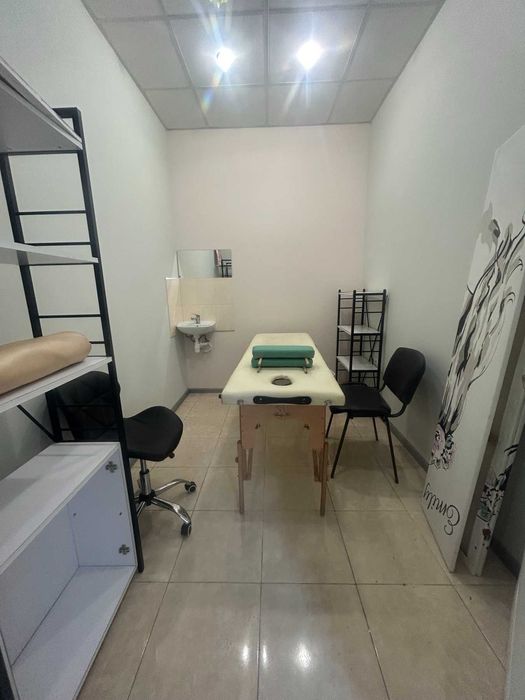 Продам салон красоты 37 м2 с ремонтом Левитана/Радужный