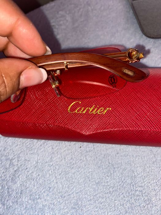 Óculos cartier em boas condições