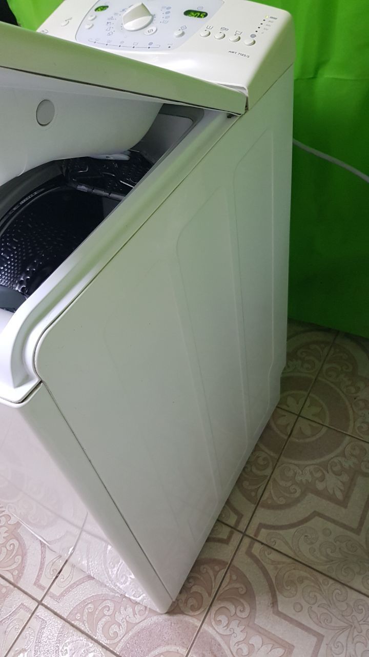 Пральна машина вертикальная б/в Whirlpool 5 kg 1200 об/хвил дисплеем в