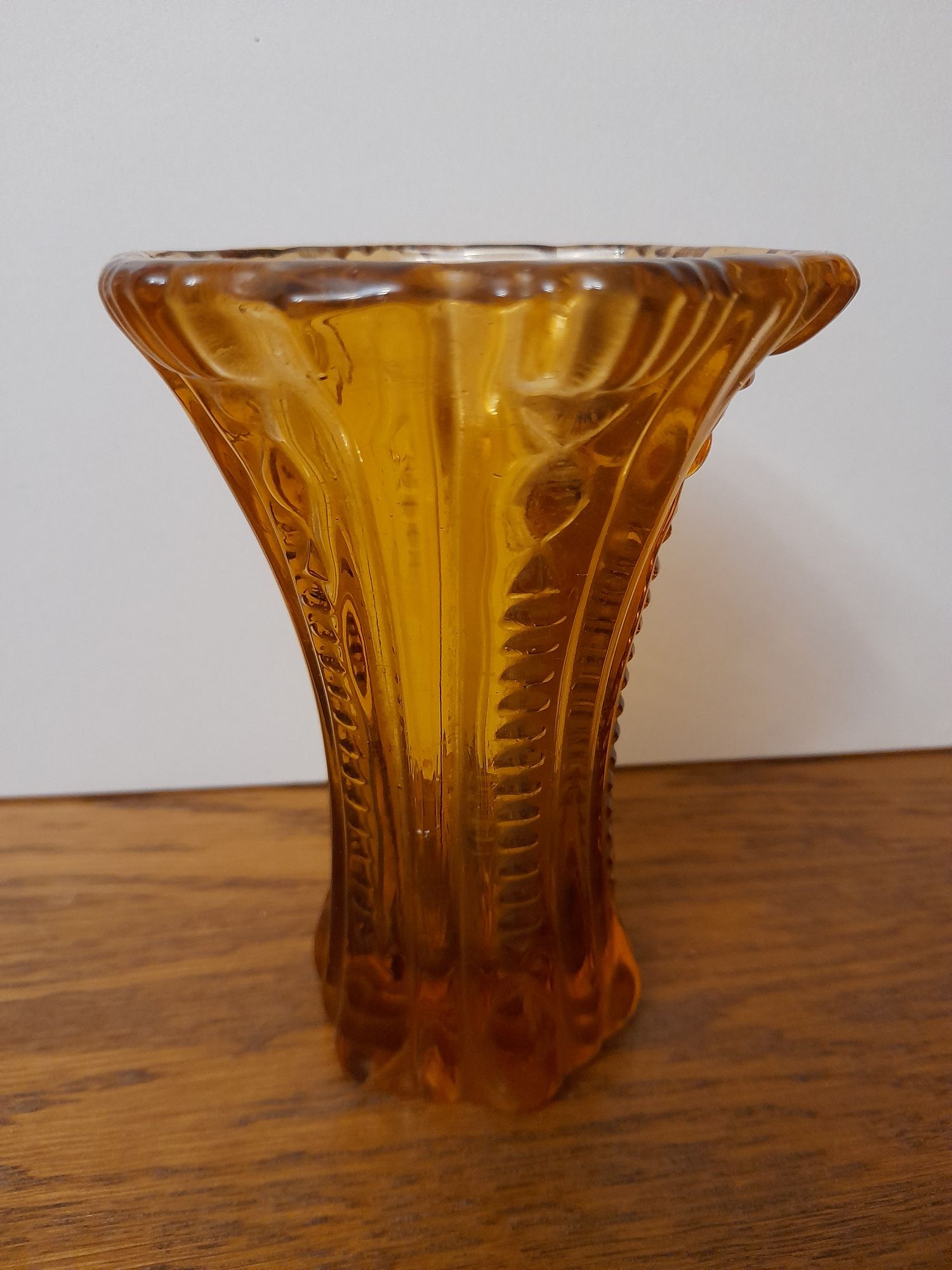 Zabkowice miodowy wazon szkło prl