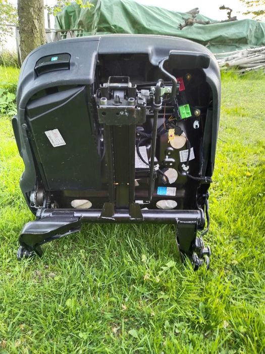 Audi A3 8L Fotele skóra. Kanapa.