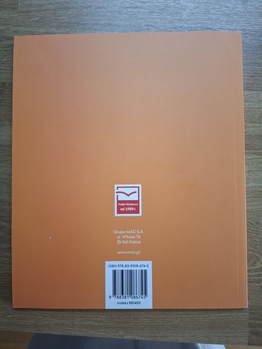 Podrecznik Muzyka 7 klasa MACEdukacja