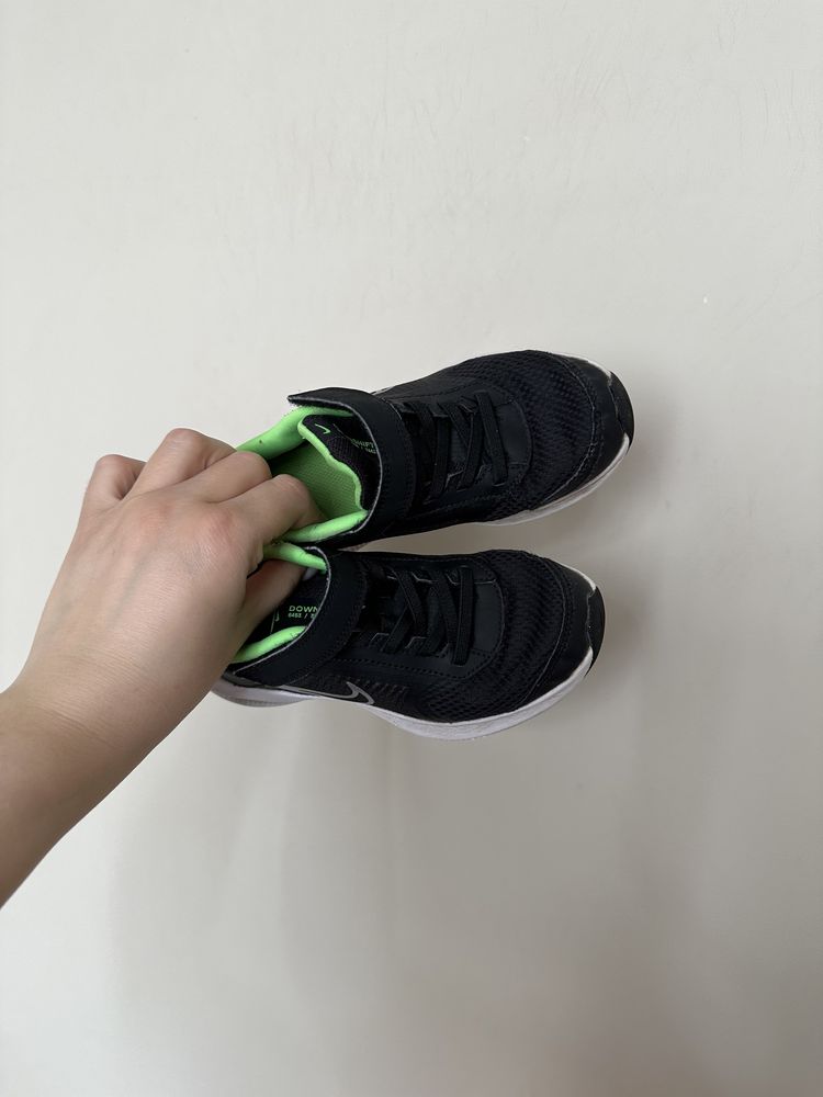 Кросівки дитячі найк Nike 29.5 розмір UK 11.5