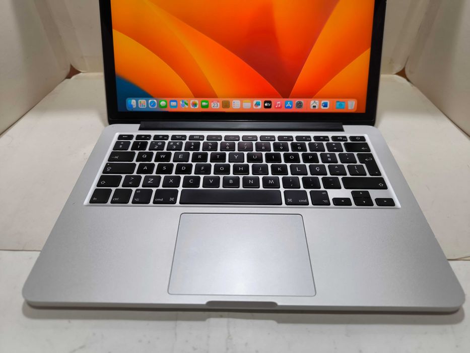 Apple Macbook Pro 13 i5 SSD 256GB 8GB ram Iris Retina