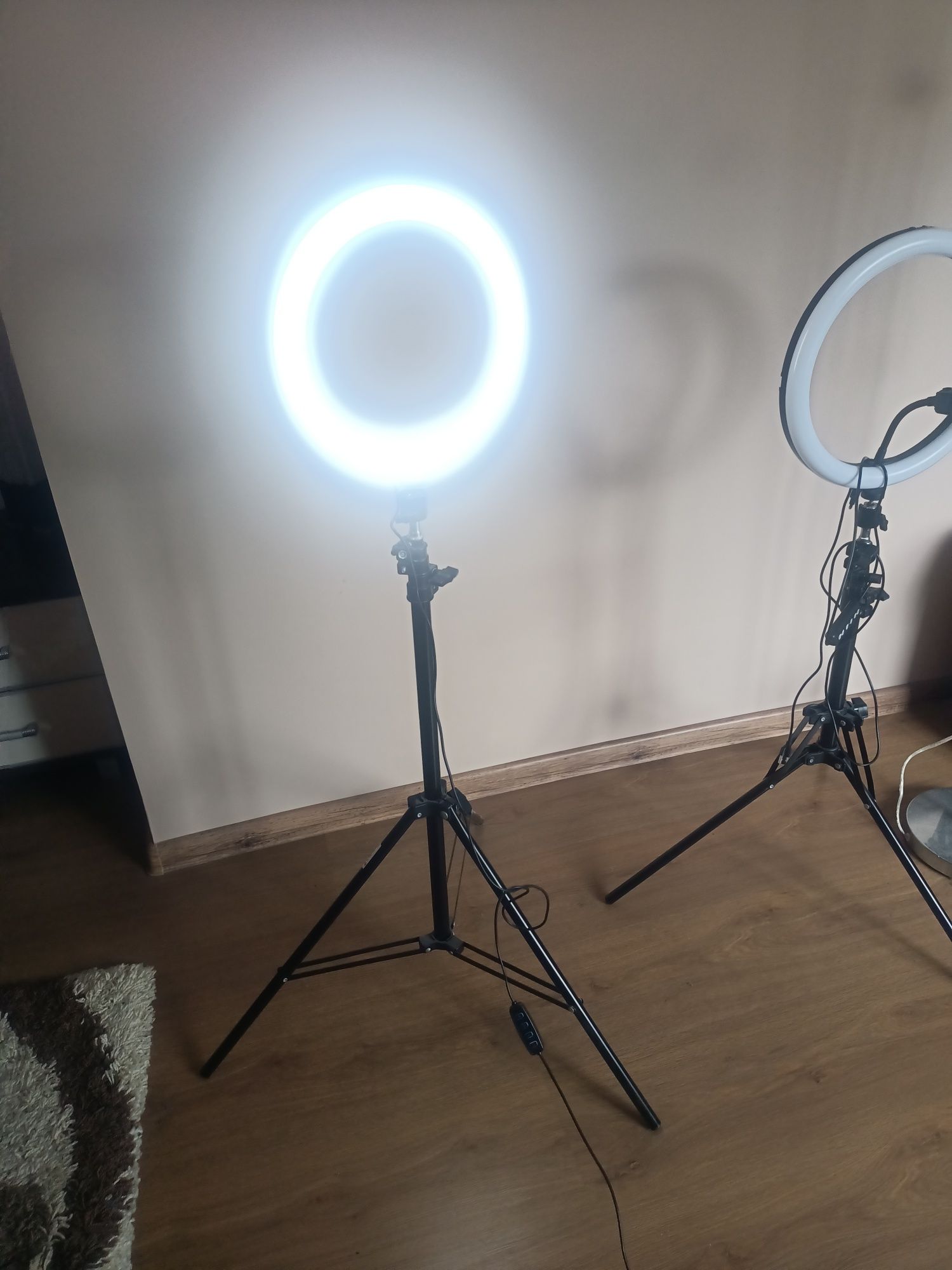 Lampa pierścieniowa LED rgb