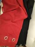 2 cortinas vermelhas e 2 pretas, com pouco uso