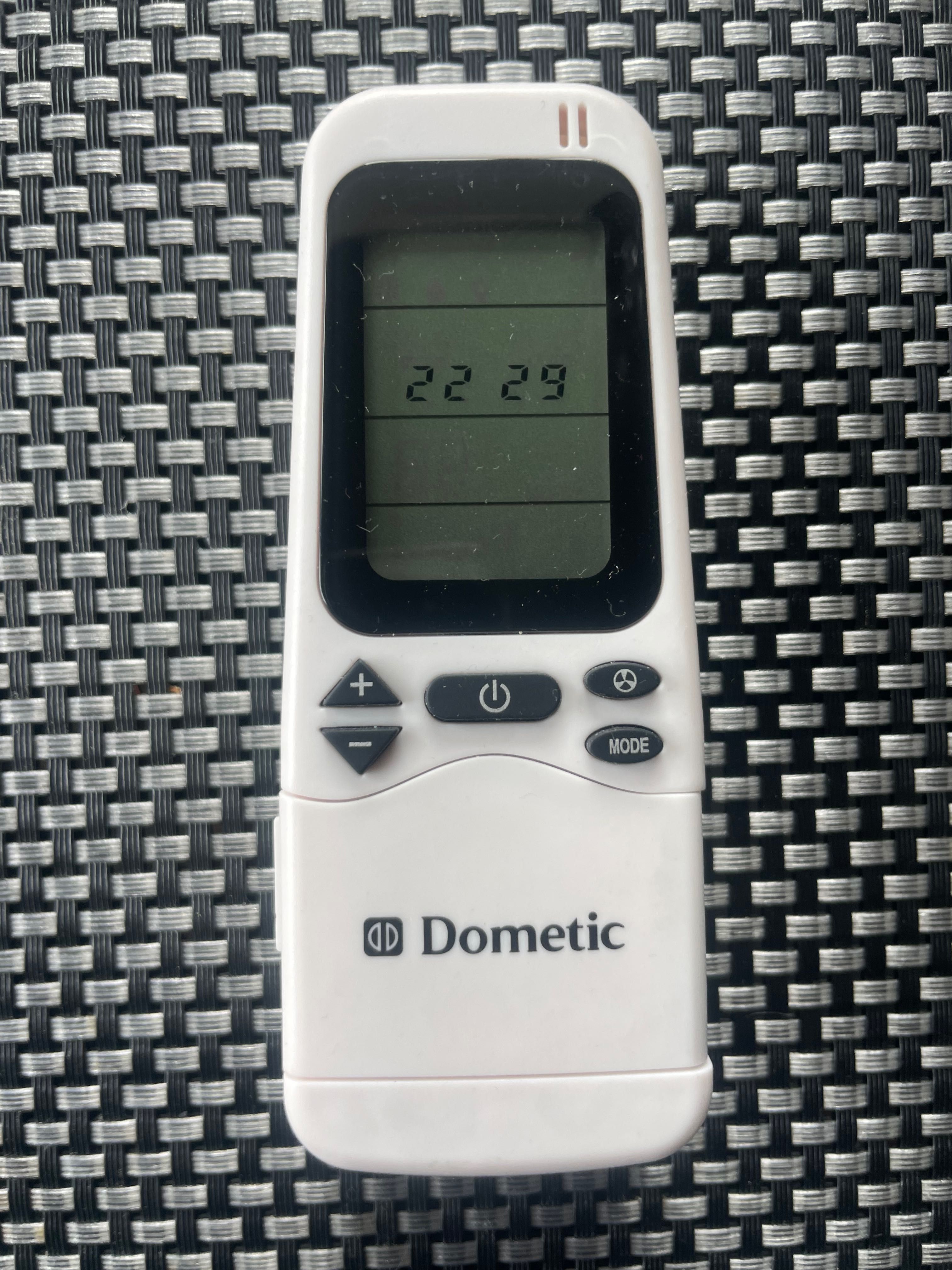 Klimatyzacja dachowa Dometic FreshJet  2200