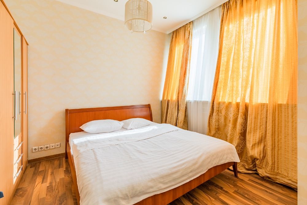 Подобово Київ3-х,центр,парковка,метро.Ботанік Тауер,7 сп.