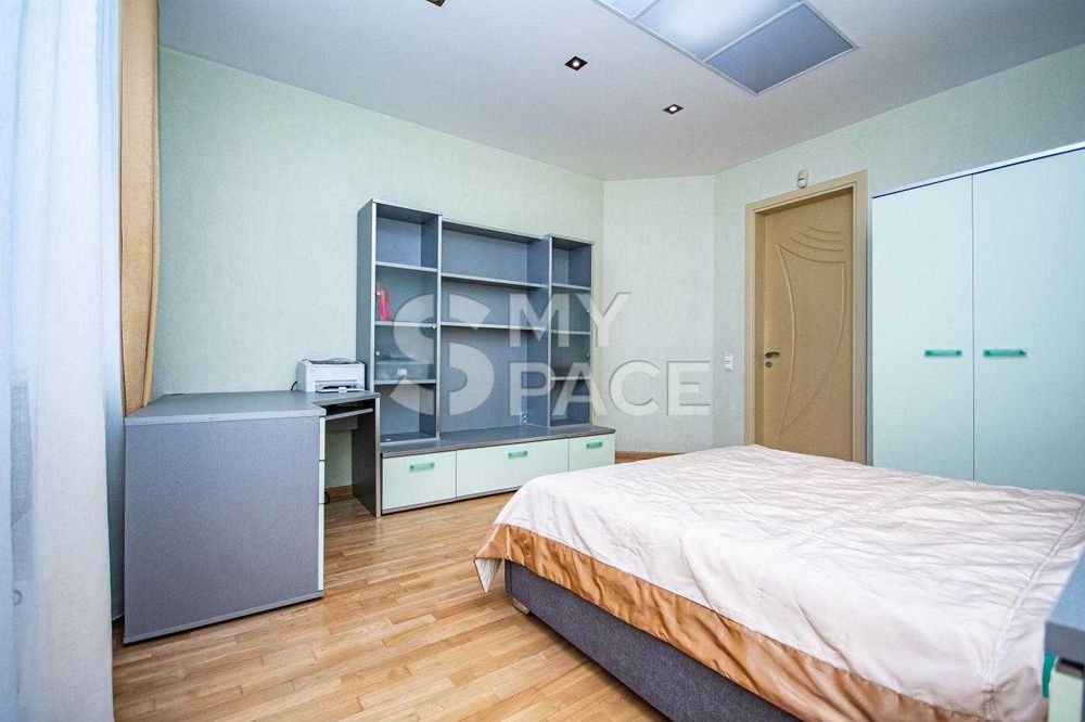 4к. з терасою 253м2 Володимирська Тарасівська Саксаганського Центр