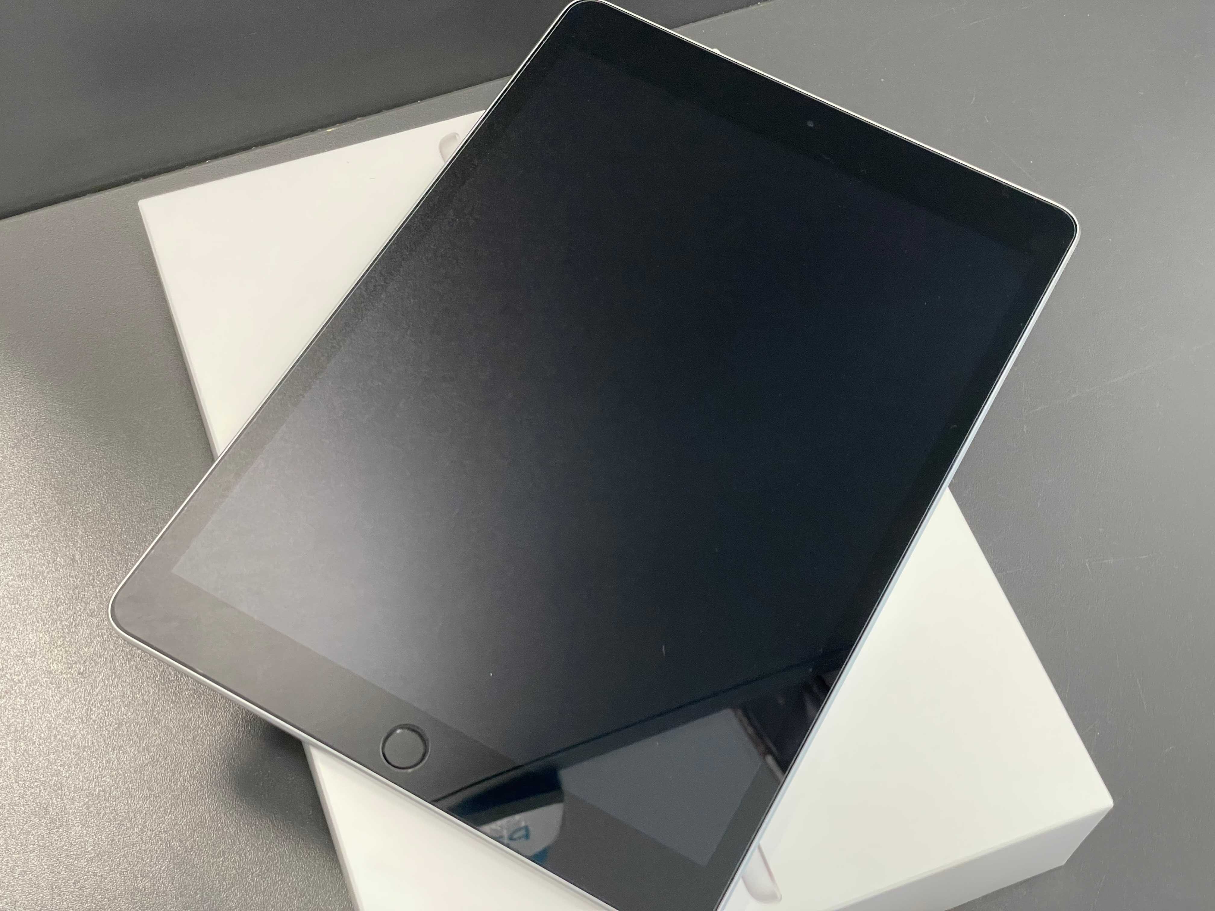 Apple iPad (9th generation) Gwarancja 10.2" Wi-Fi 64GB Silver MK2L3D/A