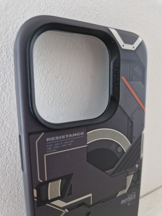 Benks Etui Magnetic Mecha Series do Iphone 16 Pro Max czarny