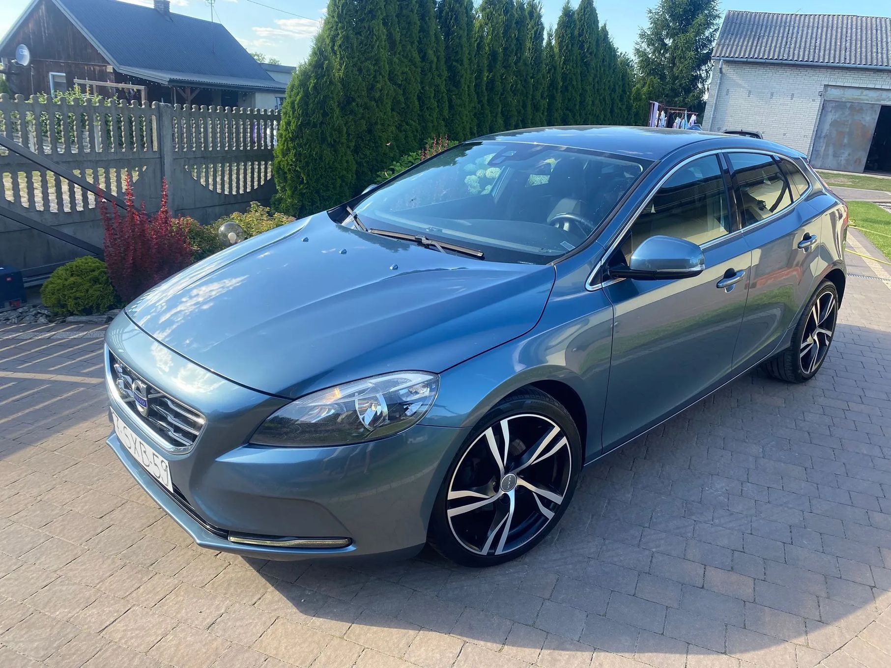 Volvo V40 1.6 D2 115 km