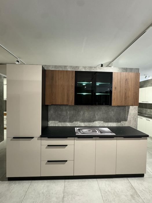 Meble kuchenne w paczkach