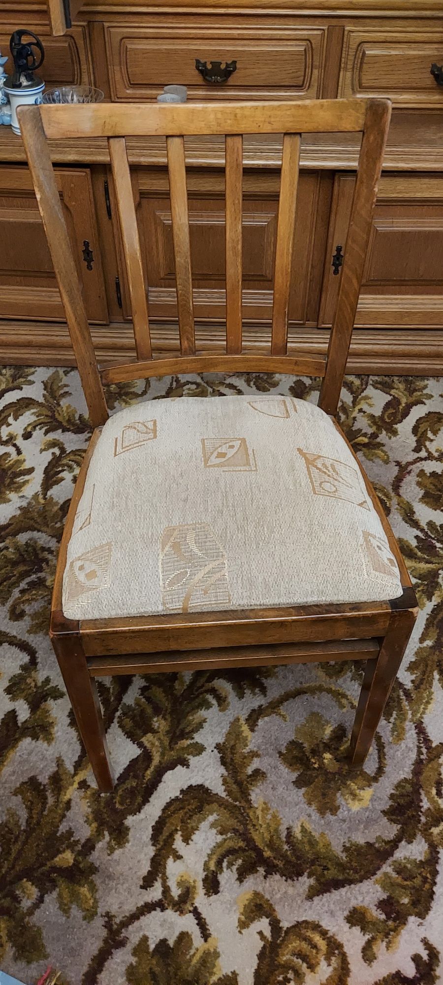 Zestaw 2 szafek z litego drewna i stół z 4 krzesłami - Vintage