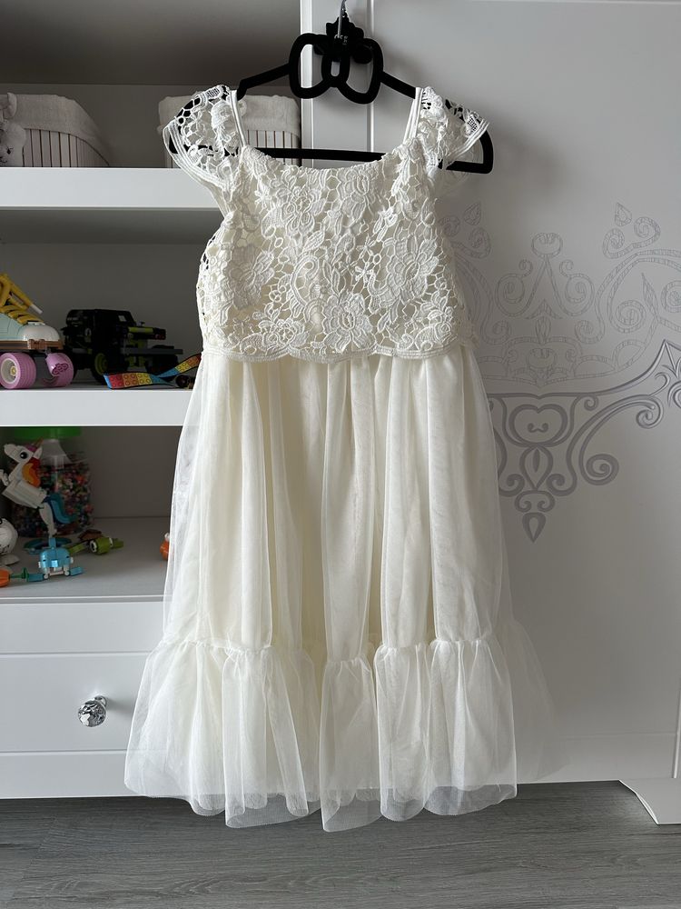 Sukienka H&M r.110 na wesele, chrzciny ecru