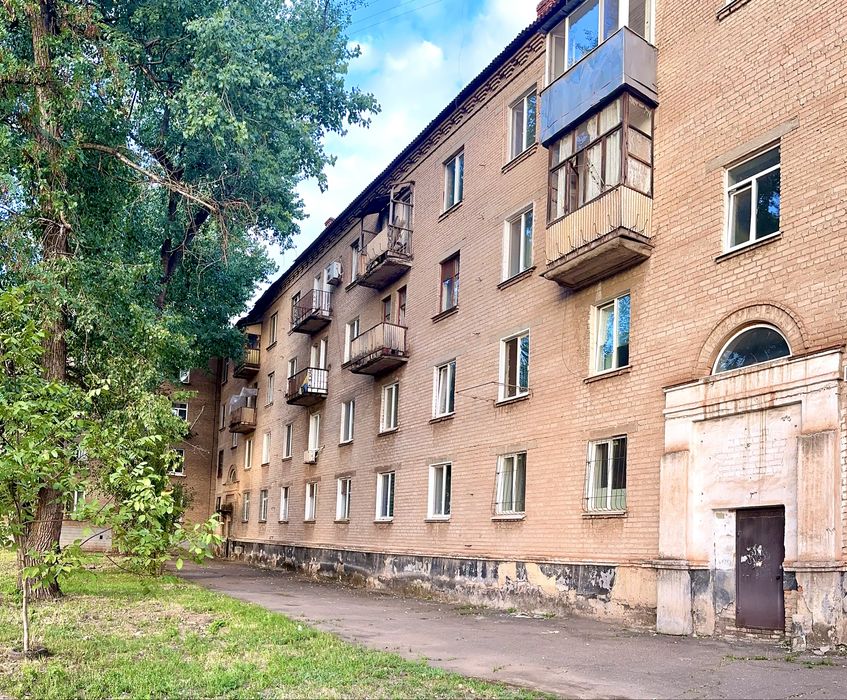 3-х сталінка, Суха Балка, вул Ракітіна, буд 6