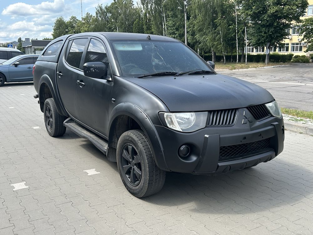 Продам Mitsubishi L 200
