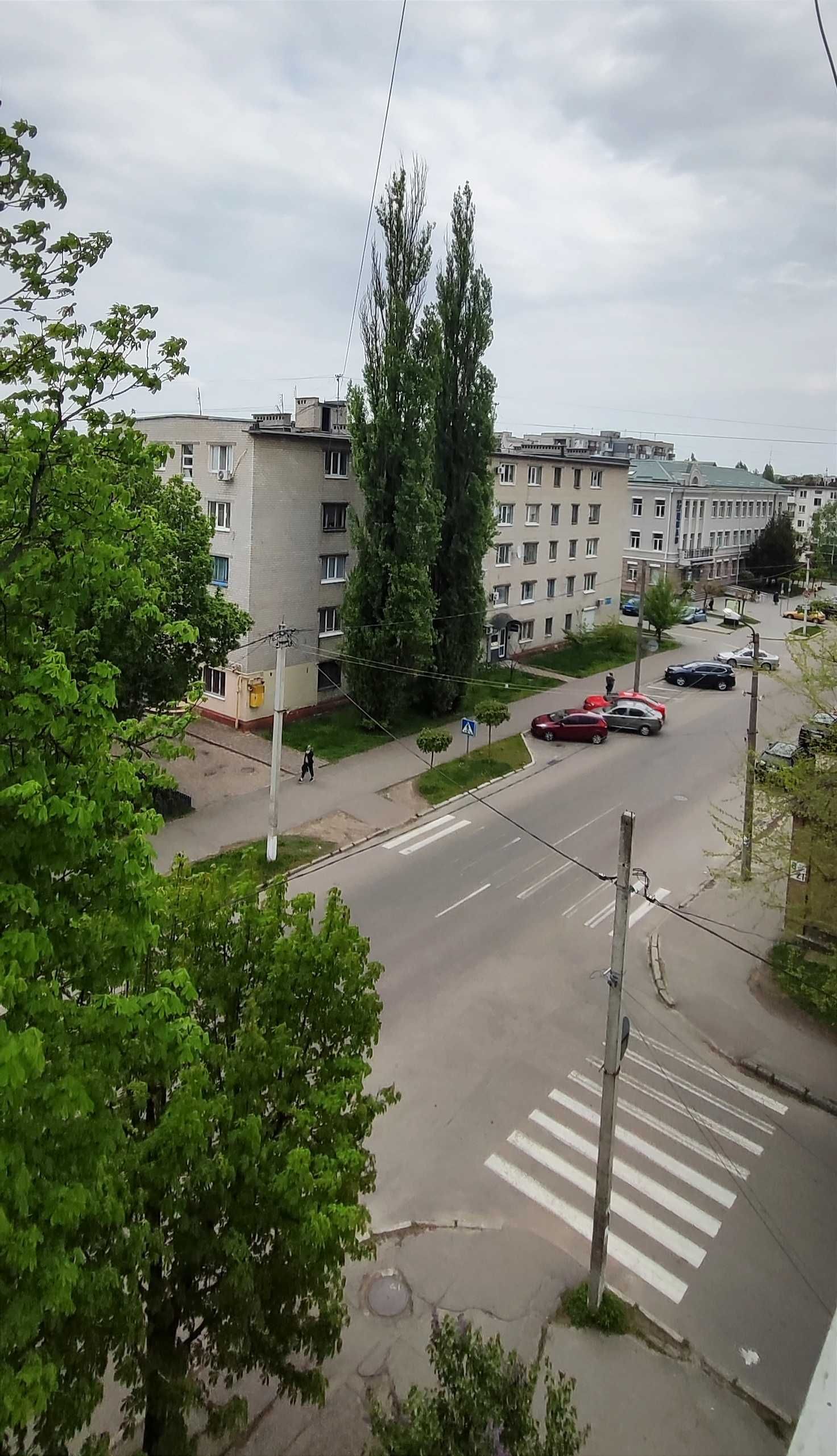 Здається малосімейка в центрі біля ЦНАПу