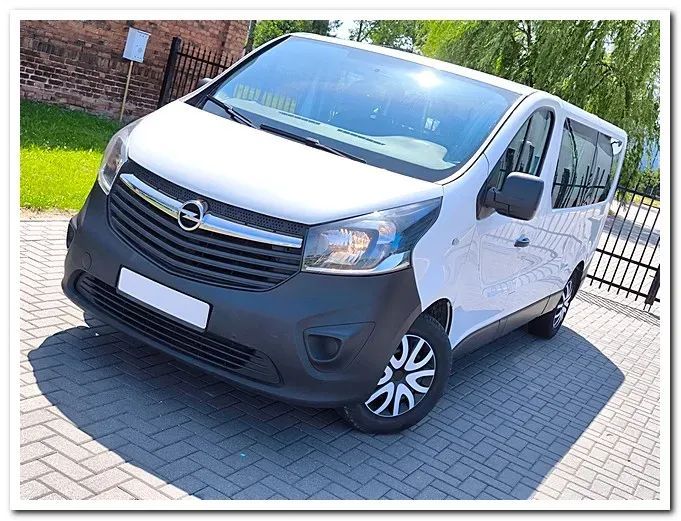 Opel Vivaro Navi 9-osobowy