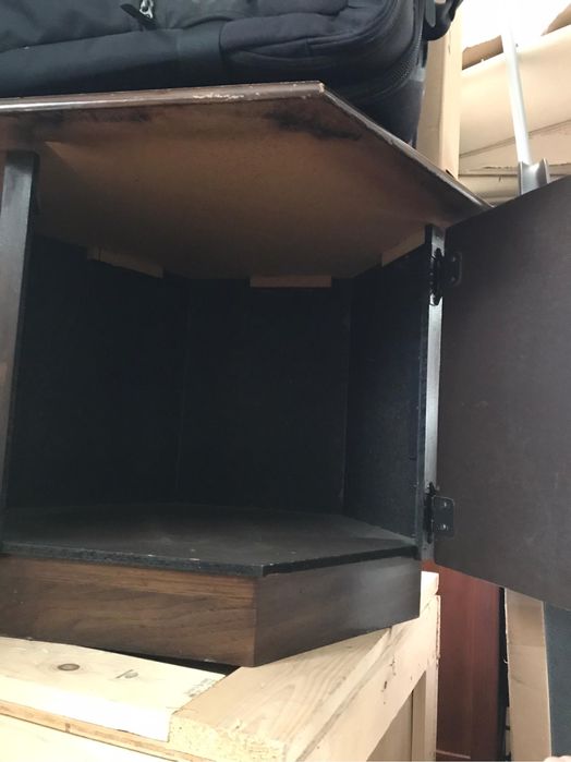 Mesa com bar incluido