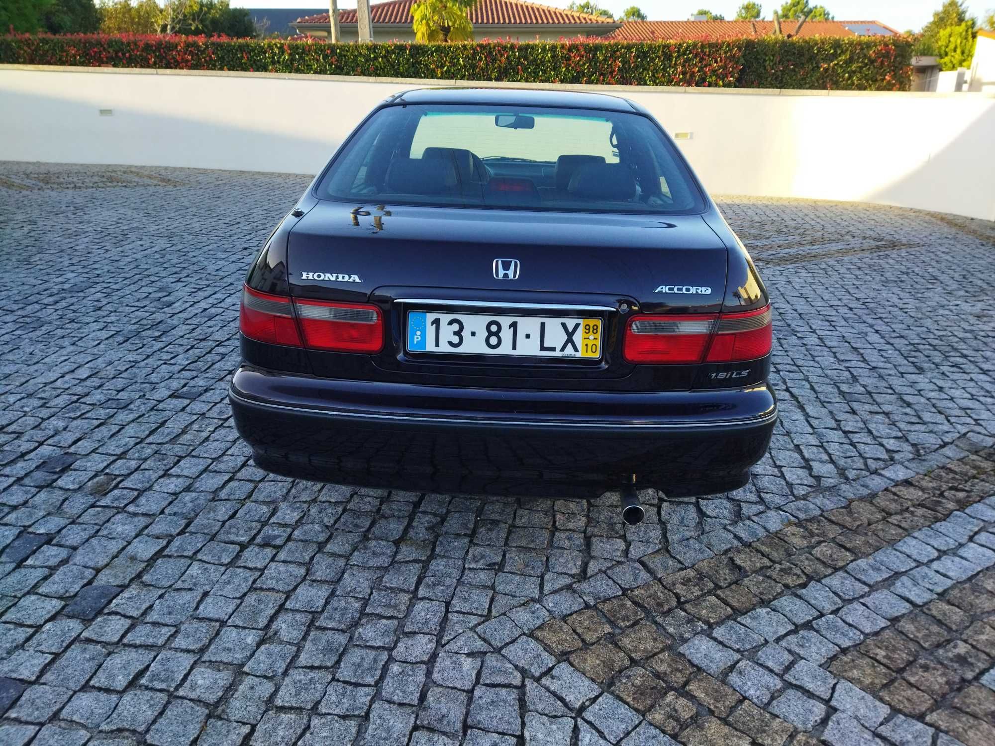 Honda Accord 1.8 LS Nacional