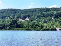 41 Коттедж бассейн сауна рыбалка мангал праздники берег Днепра Стайки