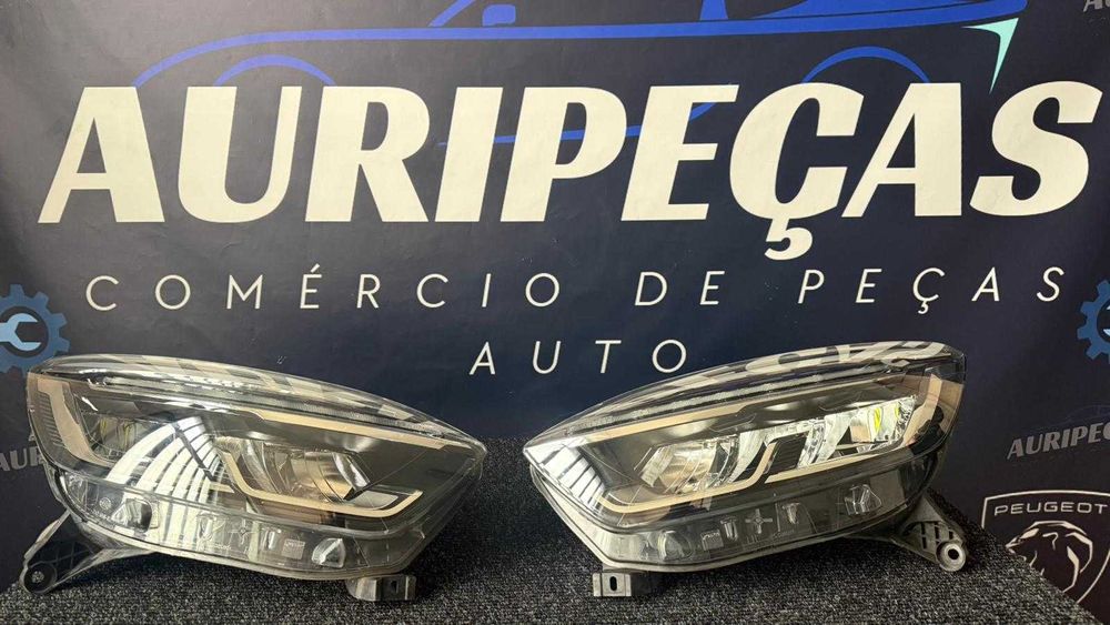 Material De Frente  para Renault Captur 2018