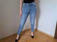 Spodnie jeansy - Reserved Denim