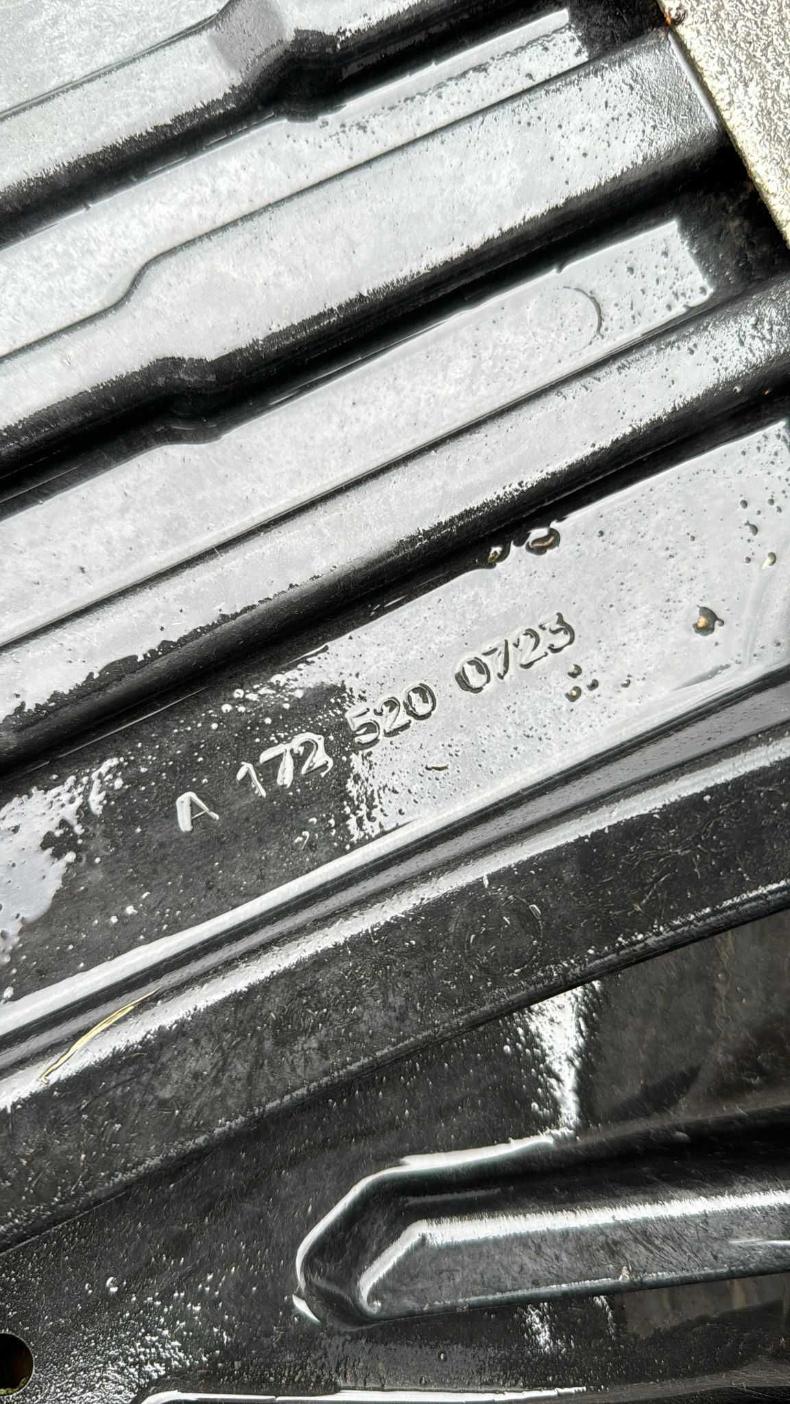 Płyta zderzaka Mercedes Benz SLK 172 bez uszkodzeń