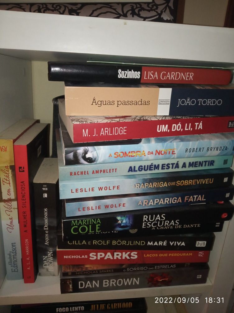 Livros usados como novos