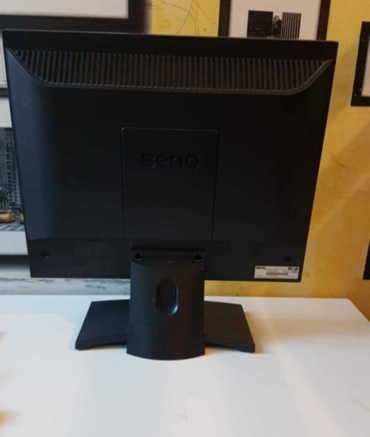 Monitor BenQ FP93G