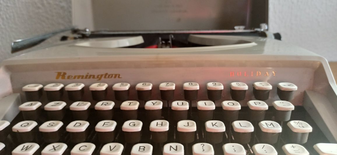 Máquina de escrever antiga, Remington