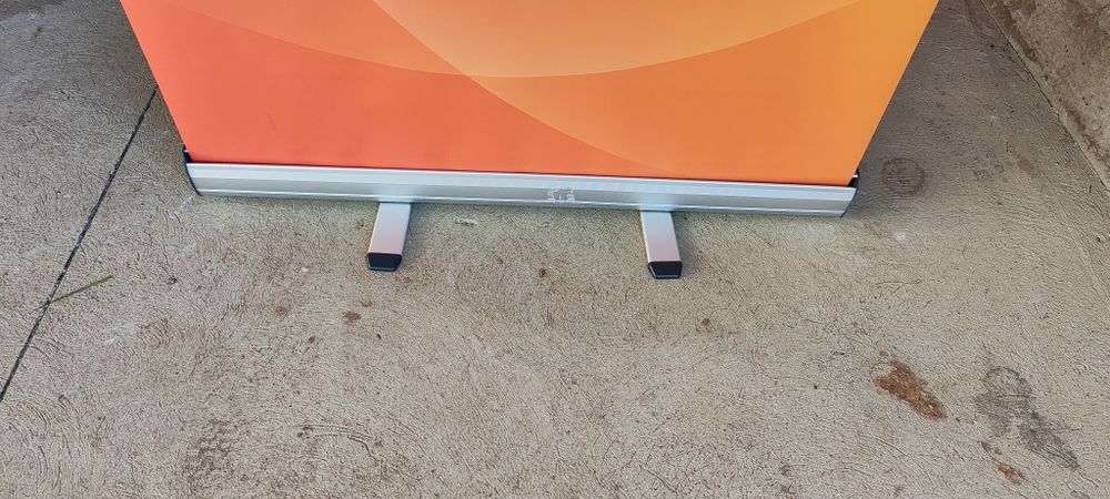 Рекламний банер/стенд