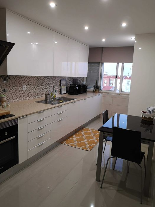 Apartamento T2 - Paio Pires - arrendamento
