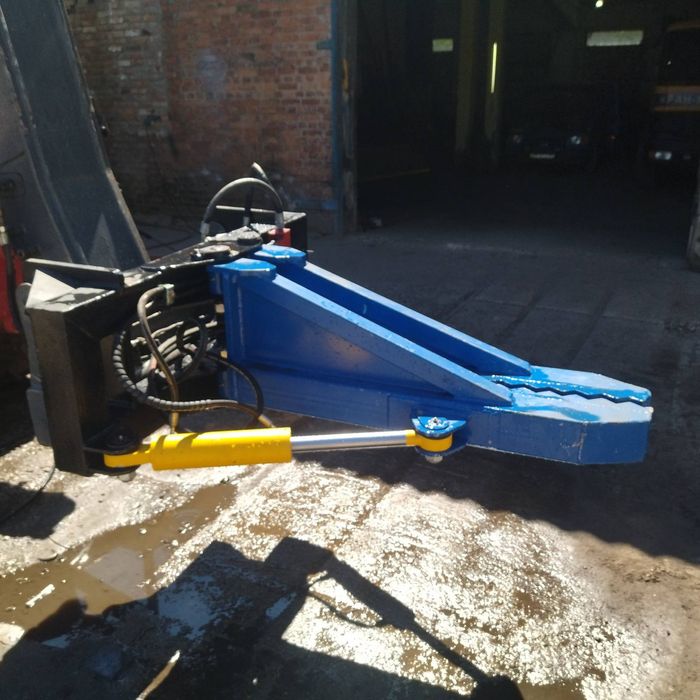 Щипци для маниту