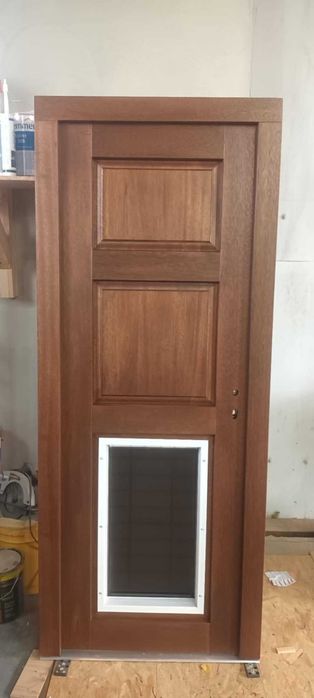 Drzwi zewnętrzne i wewnętrzne, usługi stolarskie ,stolarz