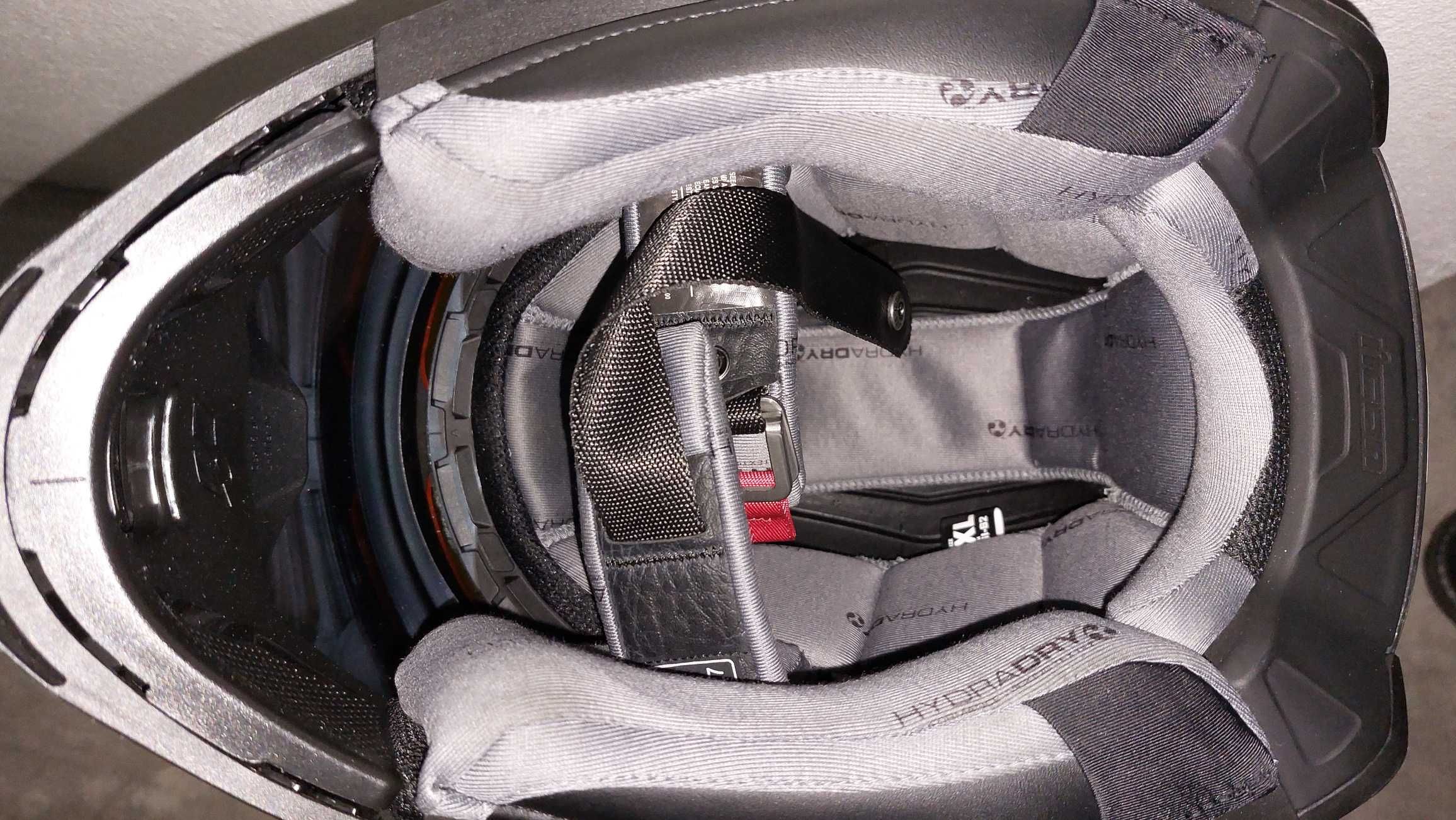 Capacete integral Icon Airflite Battlescar 2 impecável!!