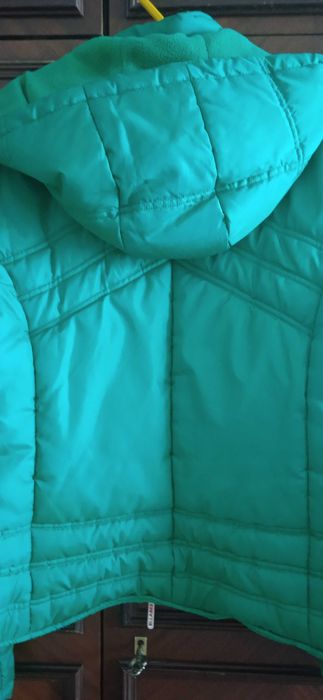 Жін. тепла куртка/спортивного типу/42 європейський/Канада/гарний стан