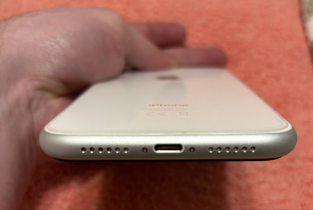 Продам, Iphone XR-Айфон, на 64гб, білий! Стан ідеал