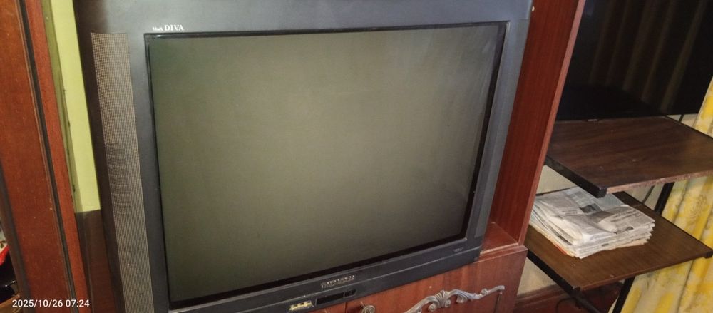 Продам телевизор Томсон.