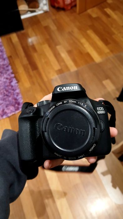 Câmara Canon 4000D